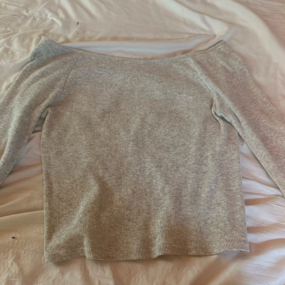 from pacsun grey off sleeve